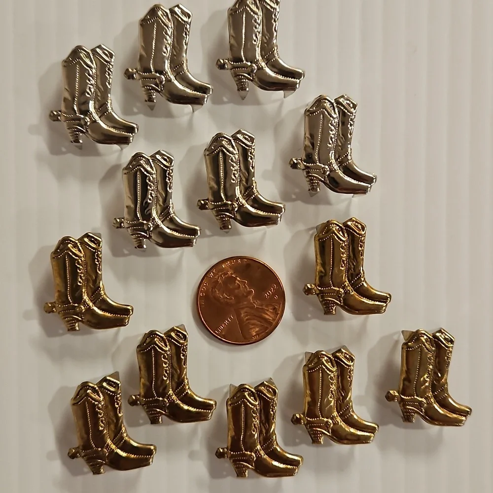 Lots of Western themed crafting brads charms and More silver blue gold - Picture 5 of 14